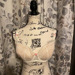 COPY - Betsey Johnson Size 36DD